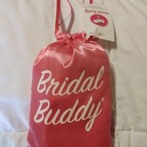 Bridal buddy